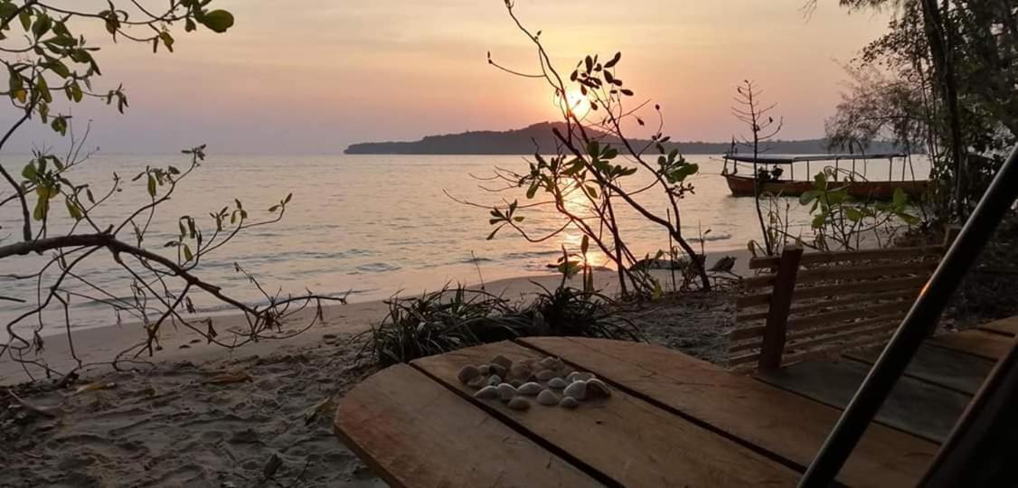 Crusoe Koh Takiev Island Hotel Koh Ta Kiev Kültér fotó
